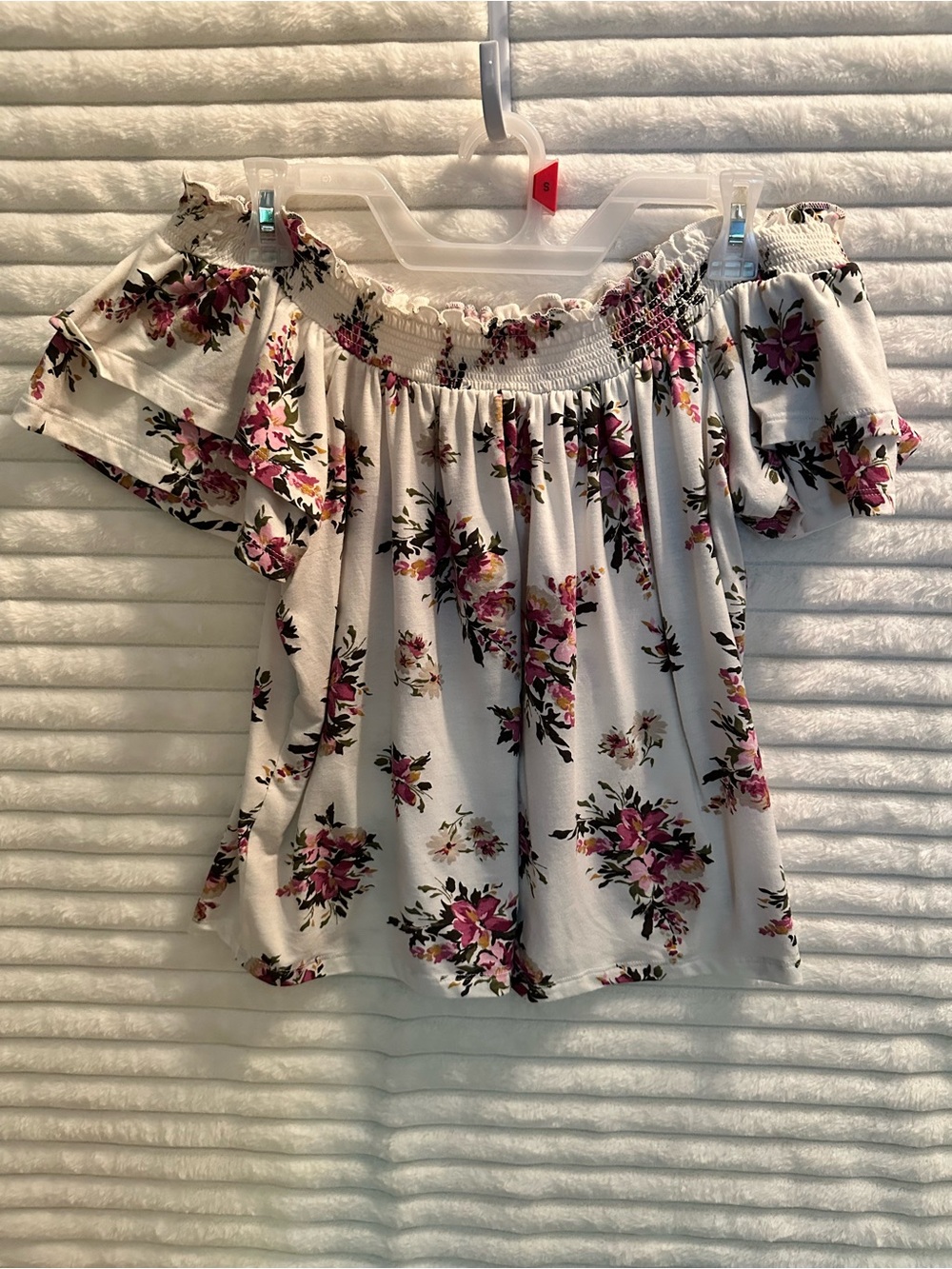 Source Unknown Cream Off-Shoulder Tunic with Pink Floral Print